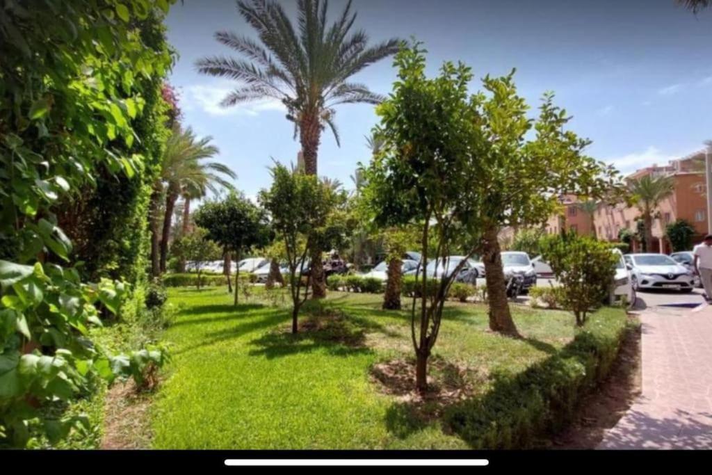 Riad Nolya Luxury Marrakech - Totalement Renove - Capacite Jusqu A 10 Lits Spacieux Marrakesh Buitenkant foto